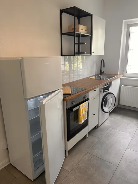 Helle 1-Zimmer-Wohnung in Berlin-Pankow – nach Renovierung & Neu-Möblierung — photo 1